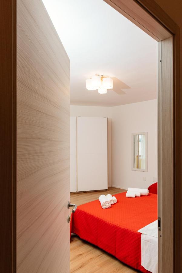 Hotel La Casa Di Ambra Porto Torres Esterno foto