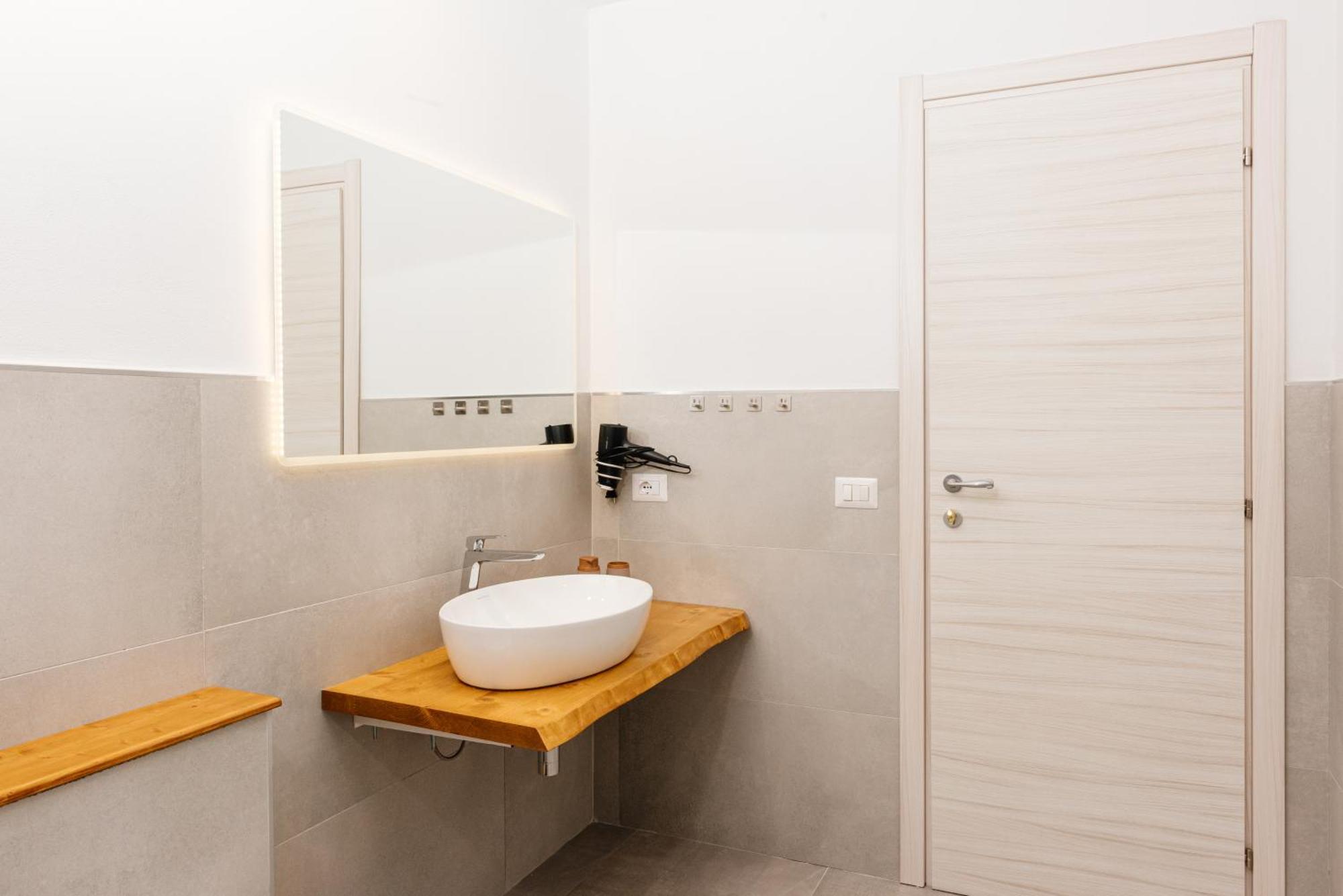 Hotel La Casa Di Ambra Porto Torres Esterno foto